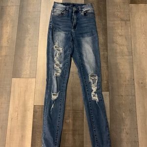 Bluenotes skinny jeans with holes